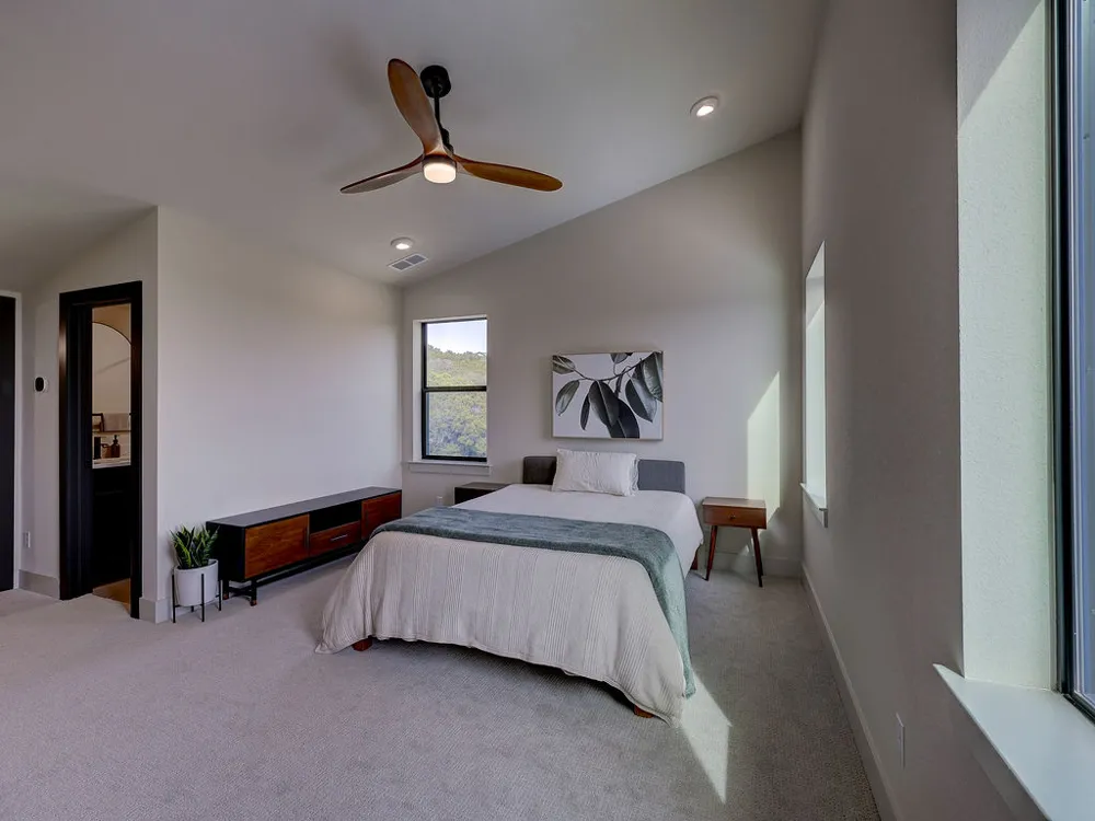 102 Creek Court Bertram, TX 78605