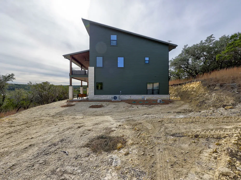 102 Creek Court Bertram, TX 78605