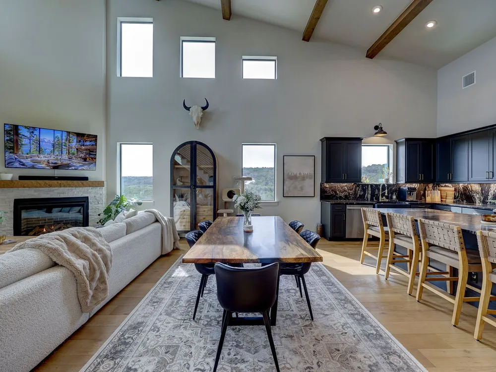 102 Creek Court Bertram, TX 78605