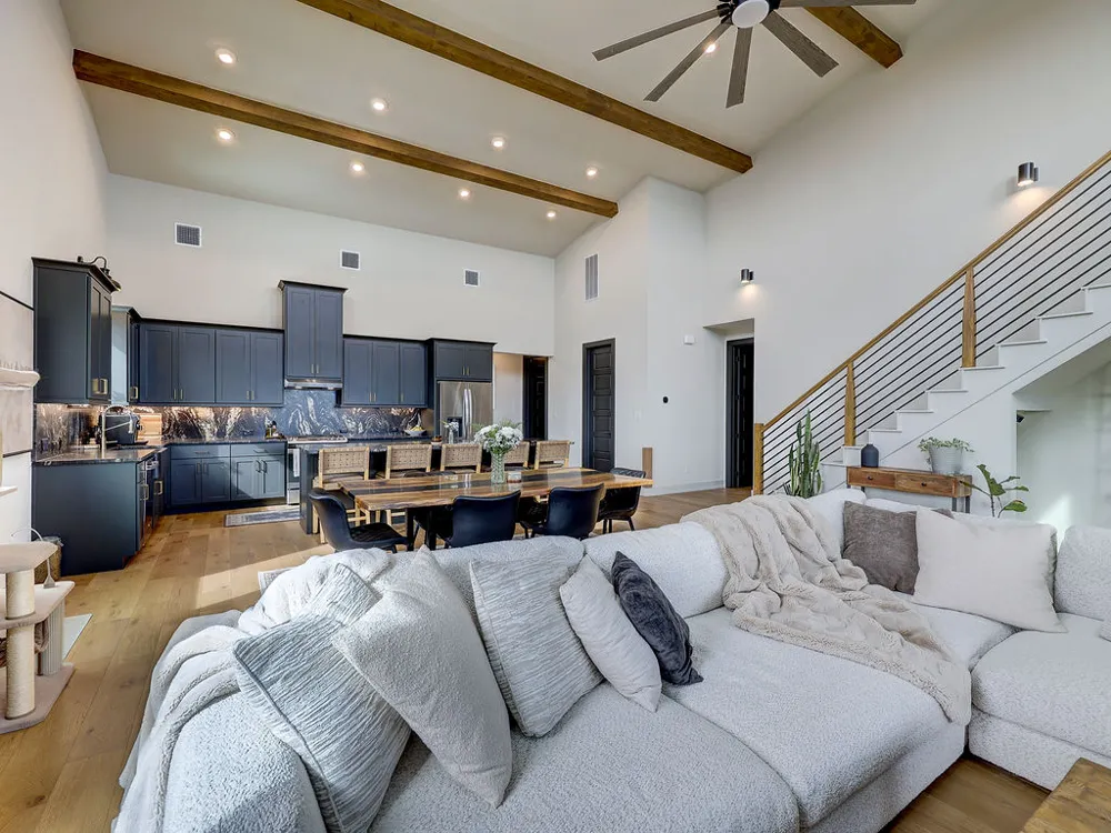 102 Creek Court Bertram, TX 78605