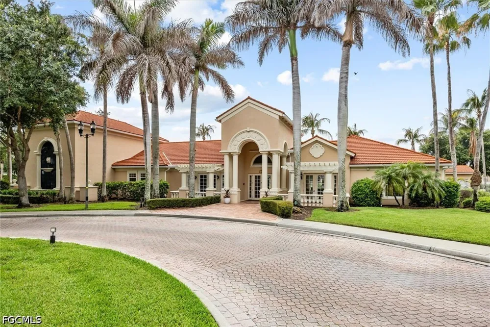 S 42ND CIRCLE #209 Vero Beach, FL 32967