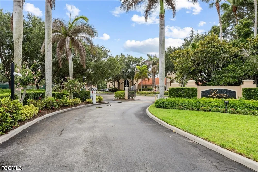 S 42ND CIRCLE #209 Vero Beach, FL 32967