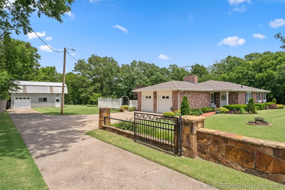 395410 W 2400 ROAD Ochelata, OK 74051
