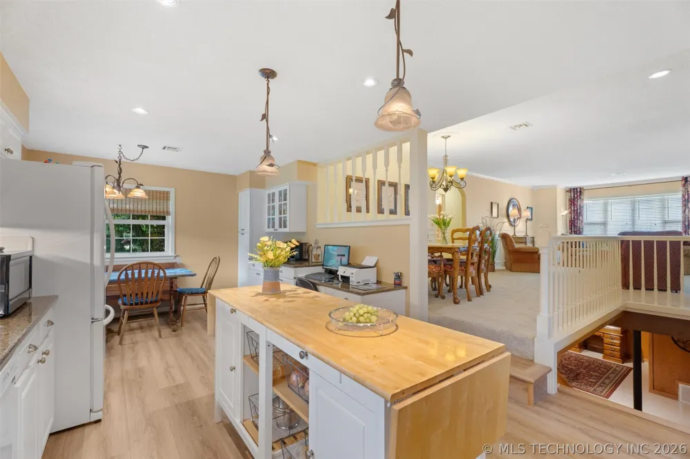 395410 W 2400 ROAD Ochelata, OK 74051