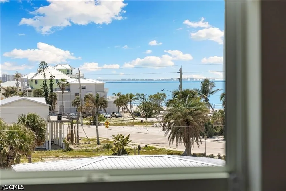 Hibiscus Drive Fort Myers Beach, FL 33931