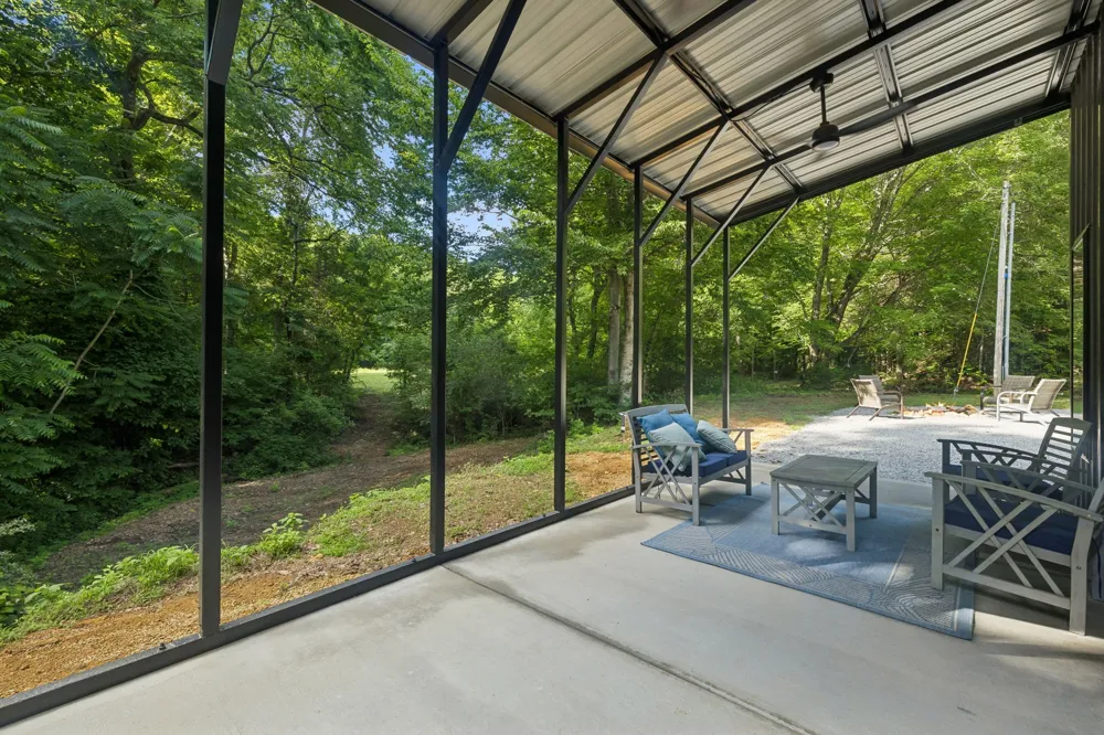 1343 Chalk Hollow Ln Waverly, TN 37185