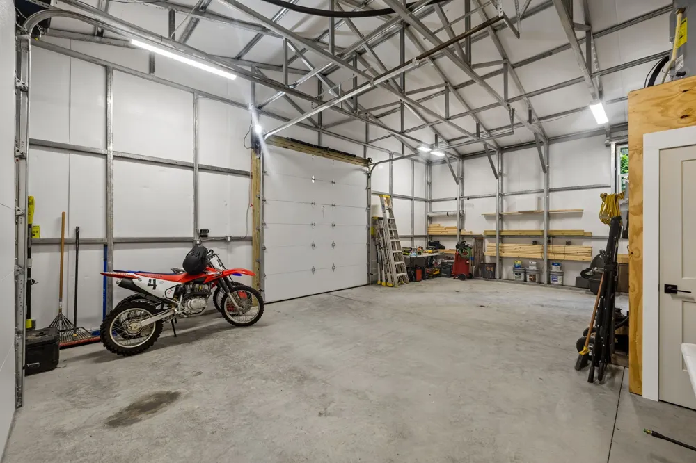 1343 Chalk Hollow Ln Waverly, TN 37185