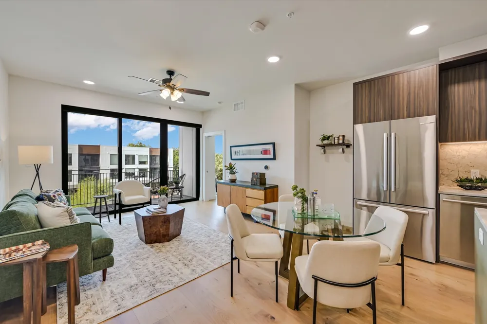 2209 South 1st Street #330 Austin, TX 78704