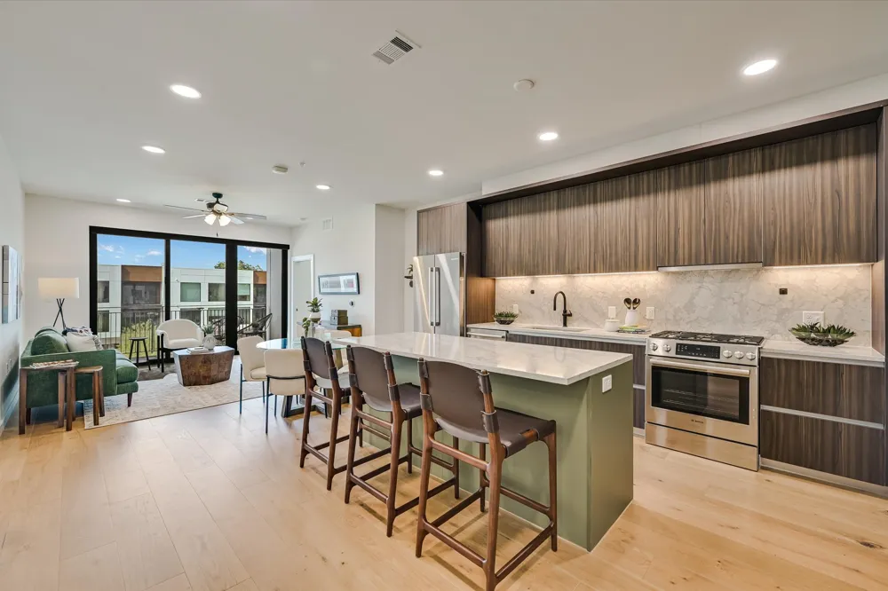 2209 South 1st Street #330 Austin, TX 78704