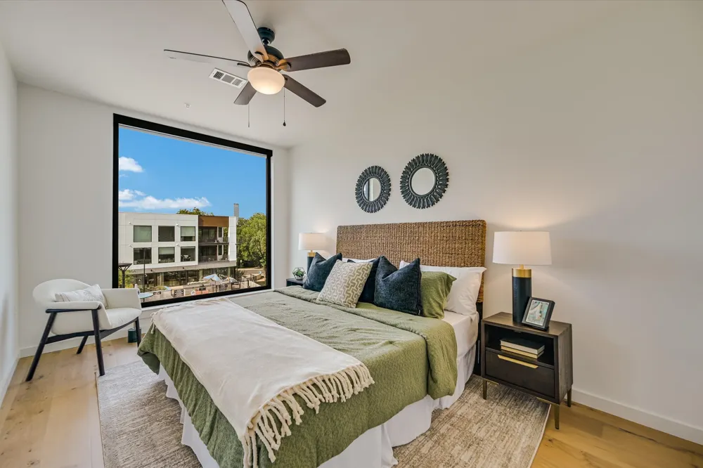 2209 South 1st Street #330 Austin, TX 78704