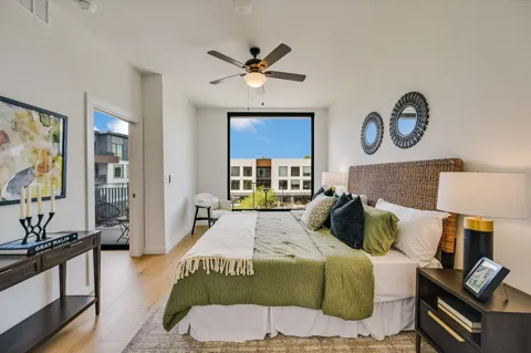 2209 South 1st Street #330