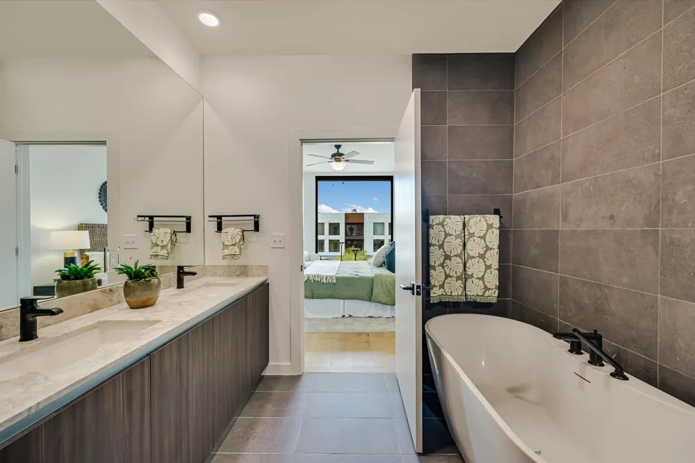 2209 South 1st Street #330 Austin, TX 78704