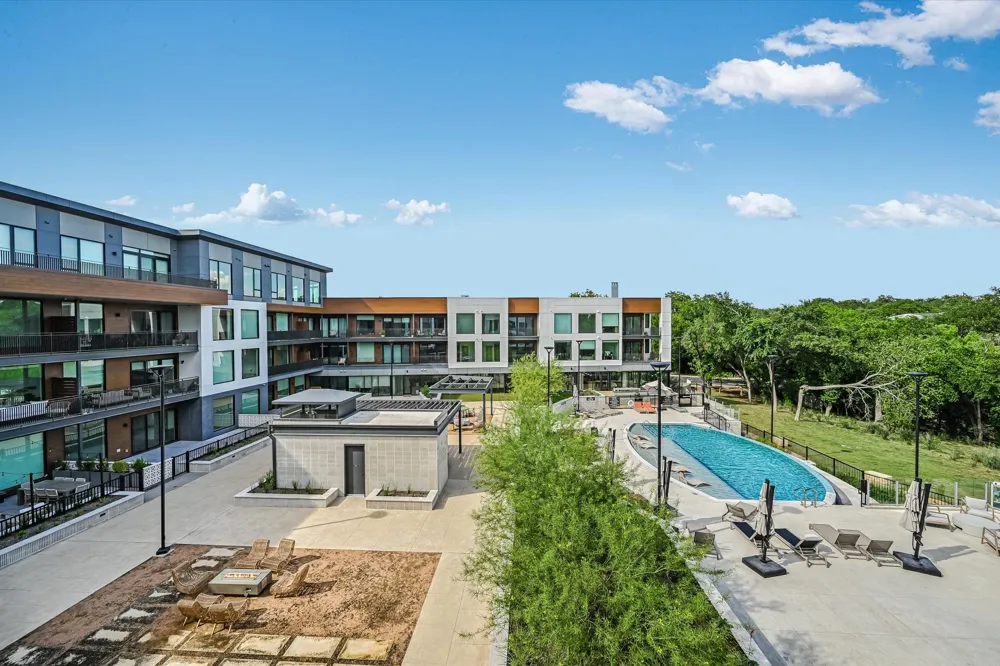 2209 South 1st Street #330 Austin, TX 78704