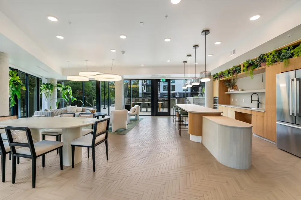 2209 South 1st Street #330 Austin, TX 78704