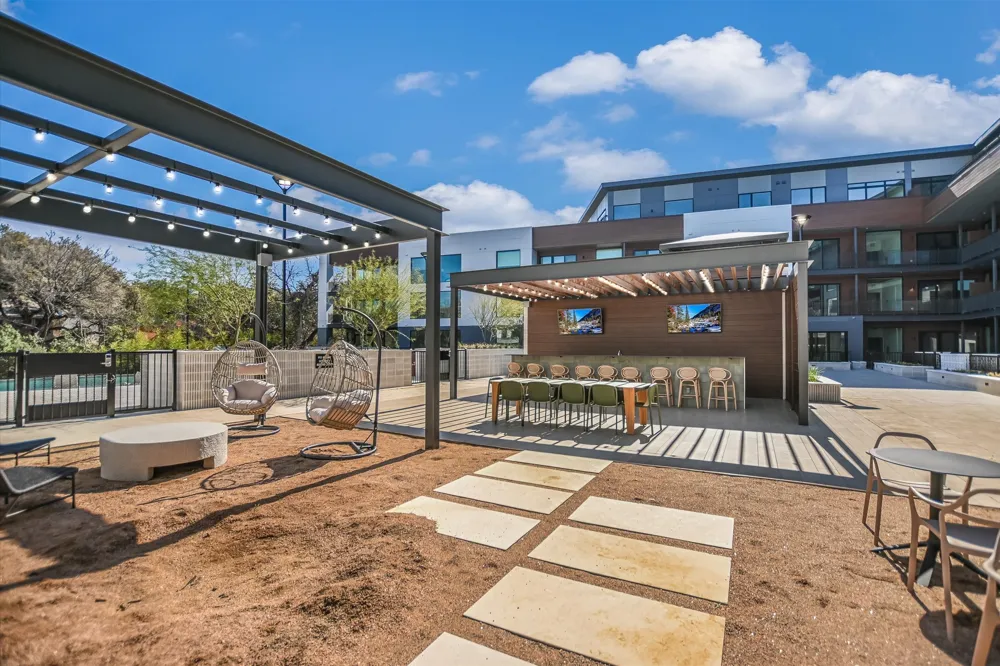2209 South 1st Street #330 Austin, TX 78704