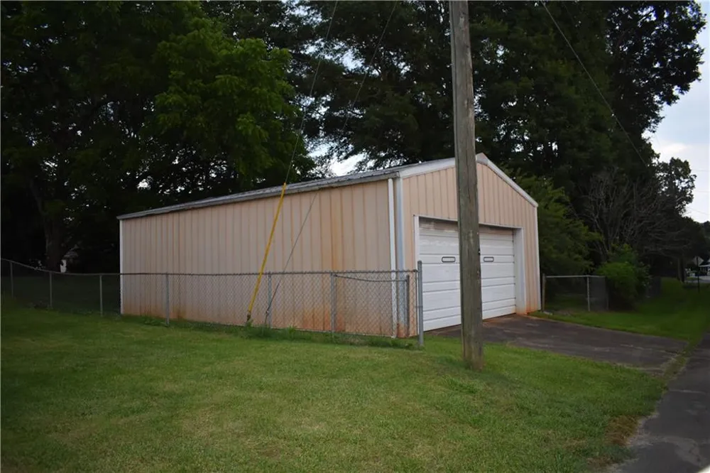 115 Wood Street Cornelia, GA 30531