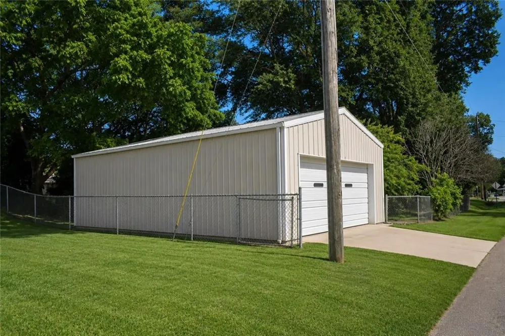 115 Wood Street Cornelia, GA 30531