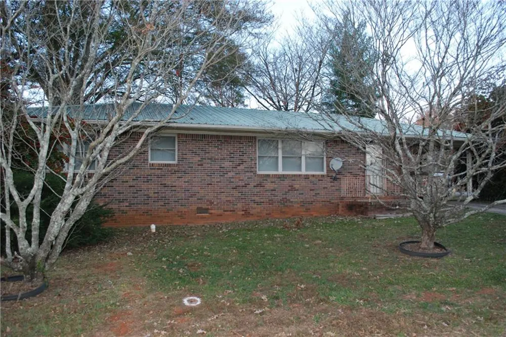 115 Wood Street Cornelia, GA 30531