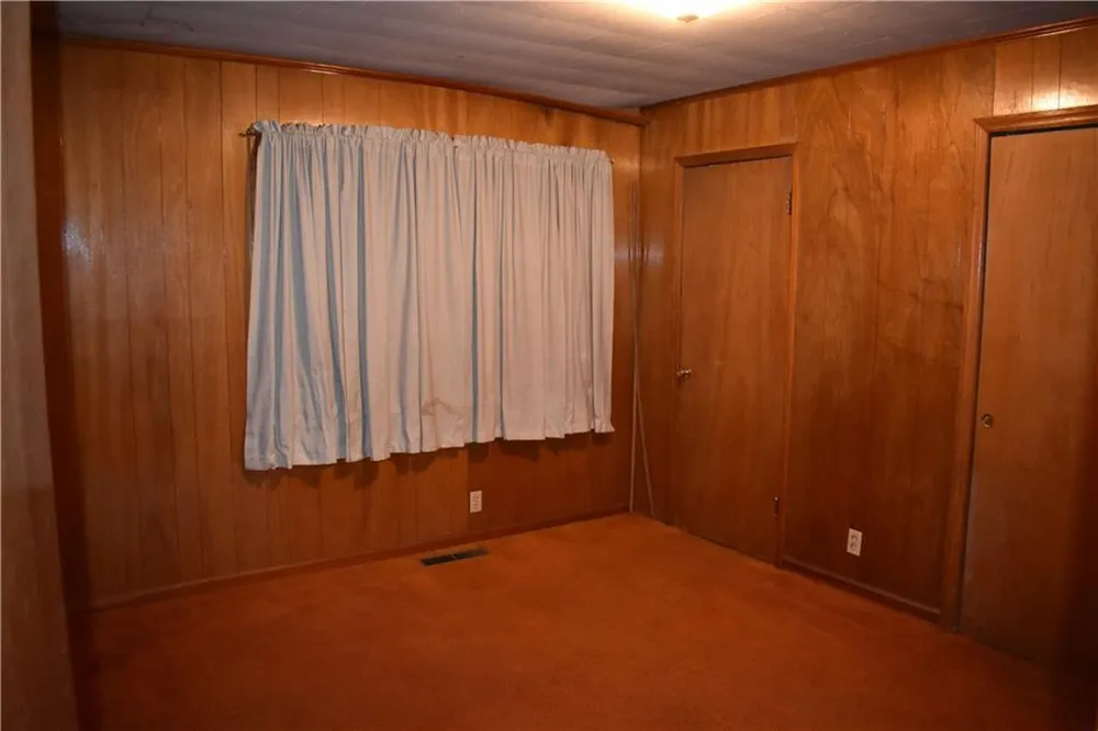 115 Wood Street Cornelia, GA 30531