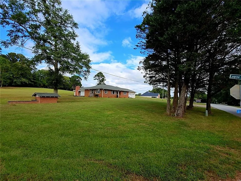 264 Lagree Duck Road Braselton, GA 30517