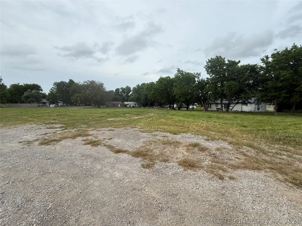 100 W Cedar Street Haskell, OK 74436