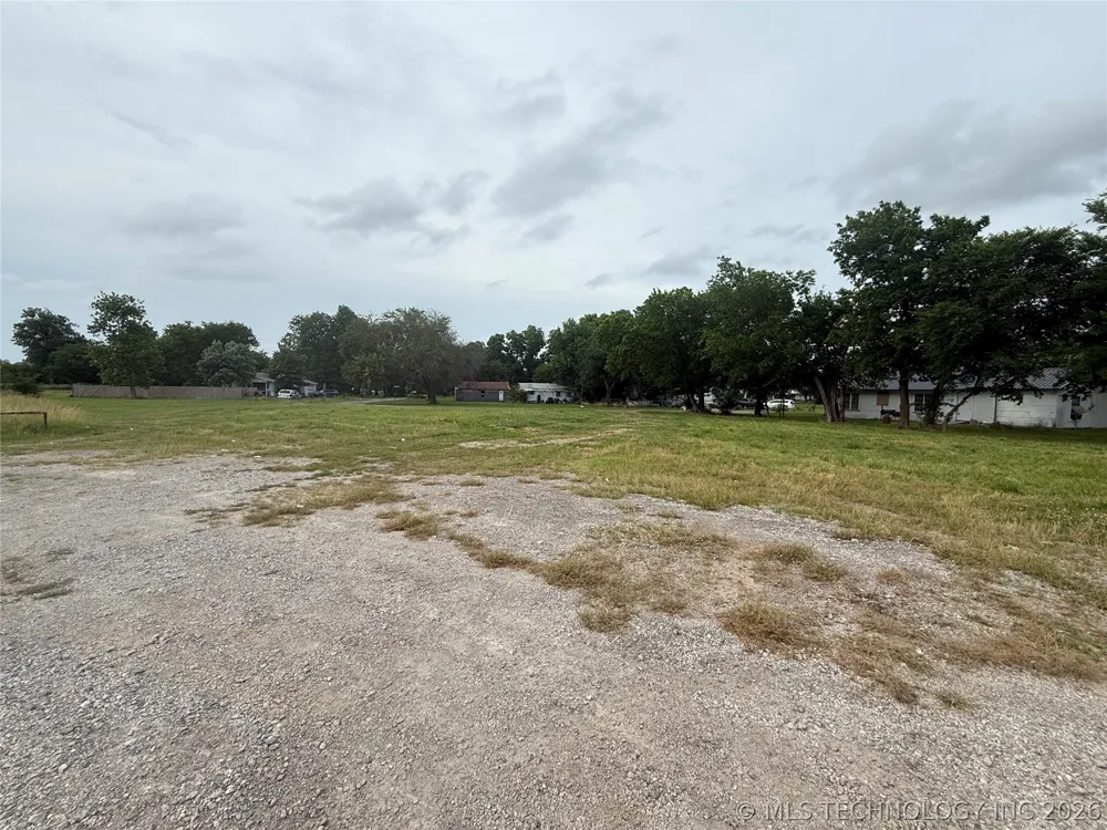 100 W Cedar Street Haskell, OK 74436
