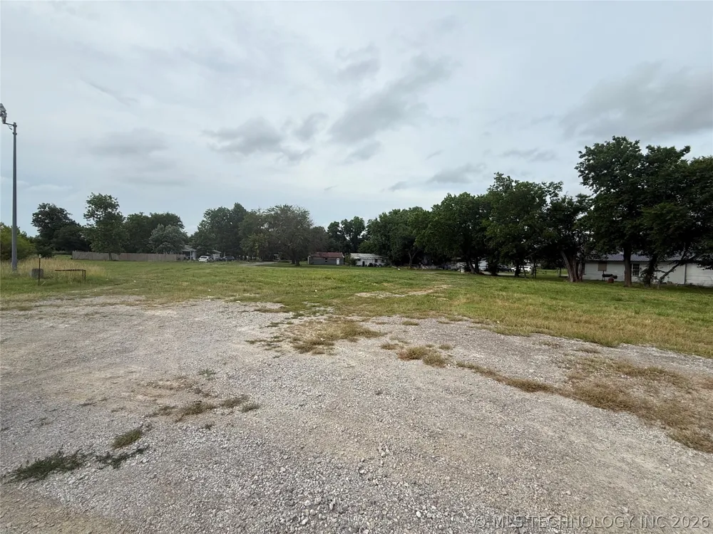100 W Cedar Street Haskell, OK 74436