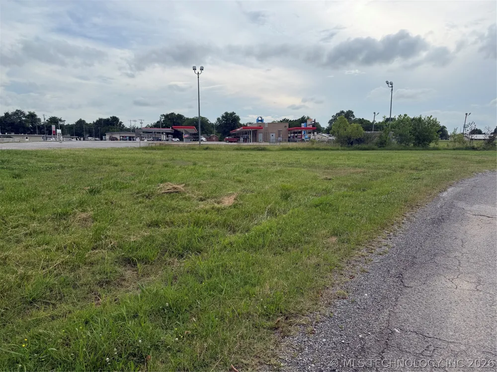 100 W Cedar Street Haskell, OK 74436