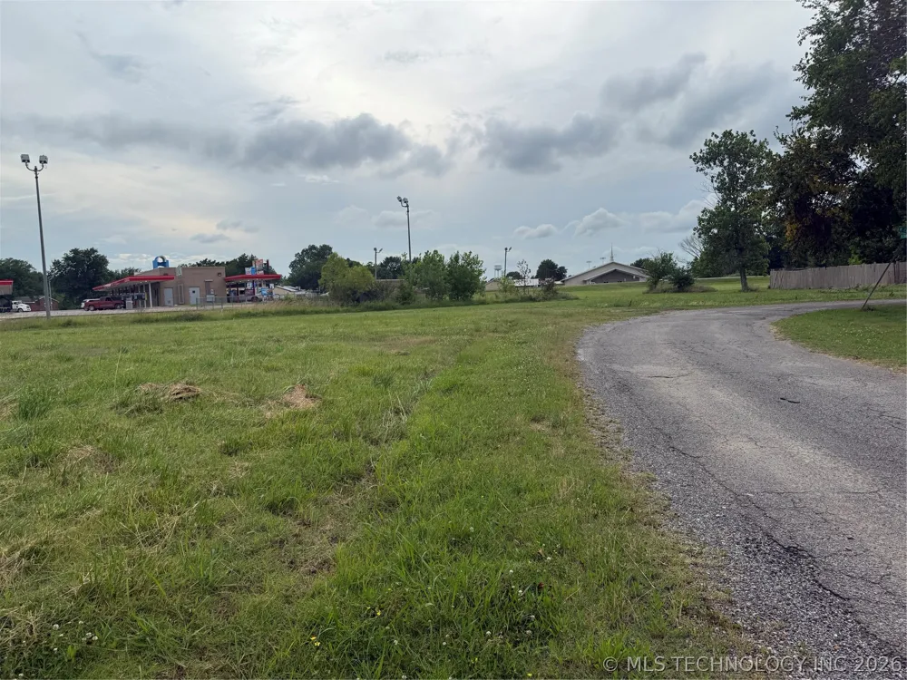 100 W Cedar Street Haskell, OK 74436