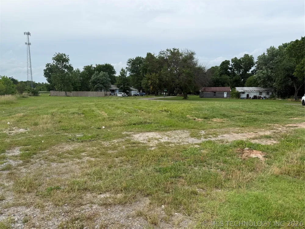 100 W Cedar Street Haskell, OK 74436