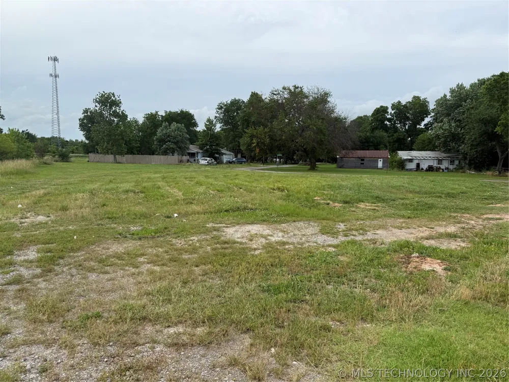 100 W Cedar Street Haskell, OK 74436