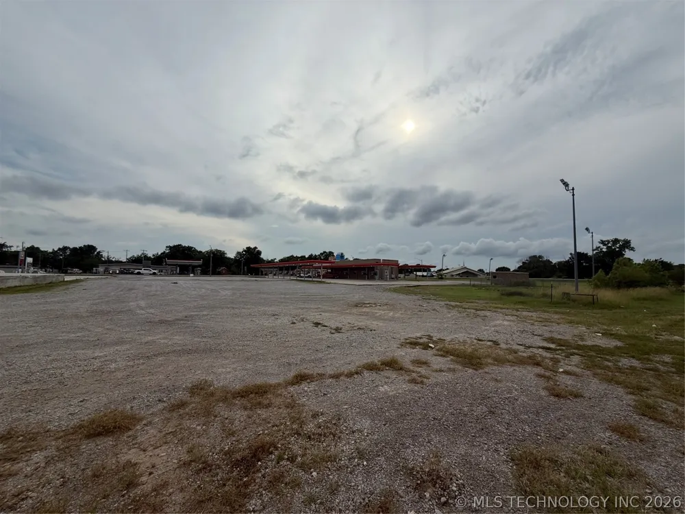 100 W Cedar Street Haskell, OK 74436