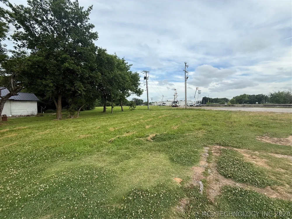 100 W Cedar Street Haskell, OK 74436