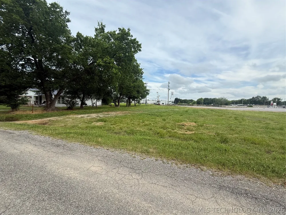 100 W Cedar Street Haskell, OK 74436