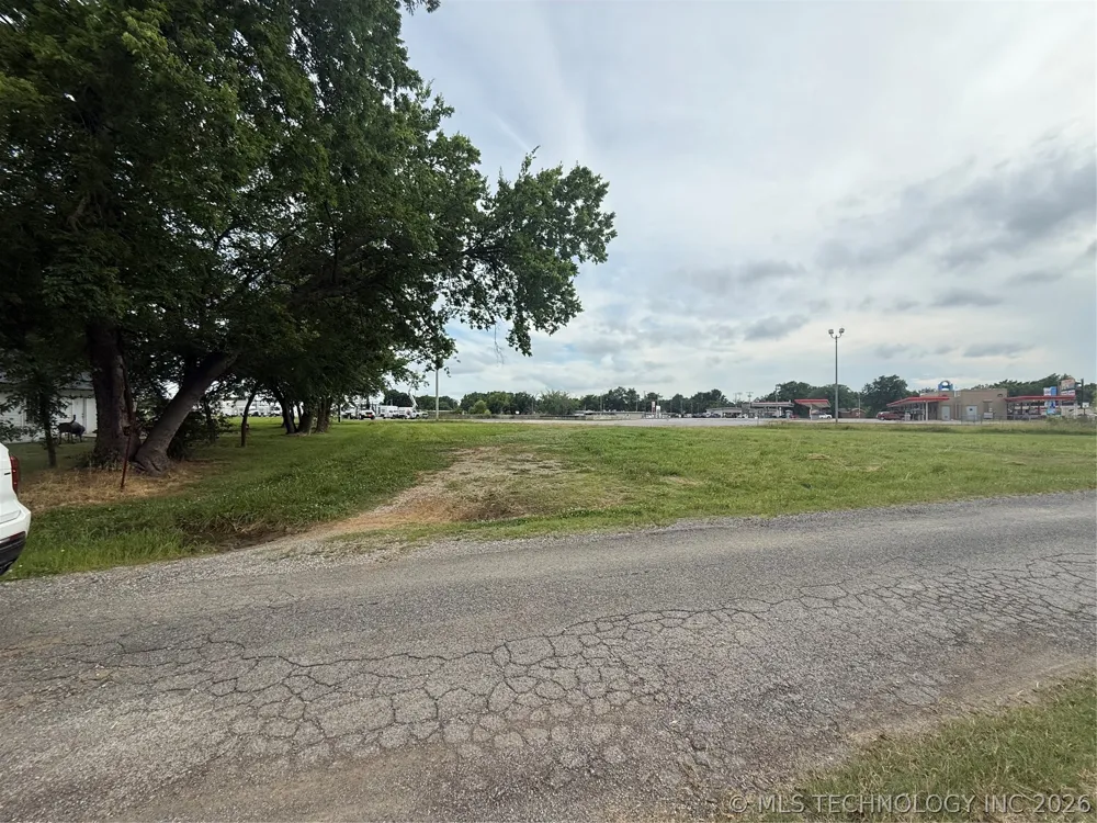 100 W Cedar Street Haskell, OK 74436