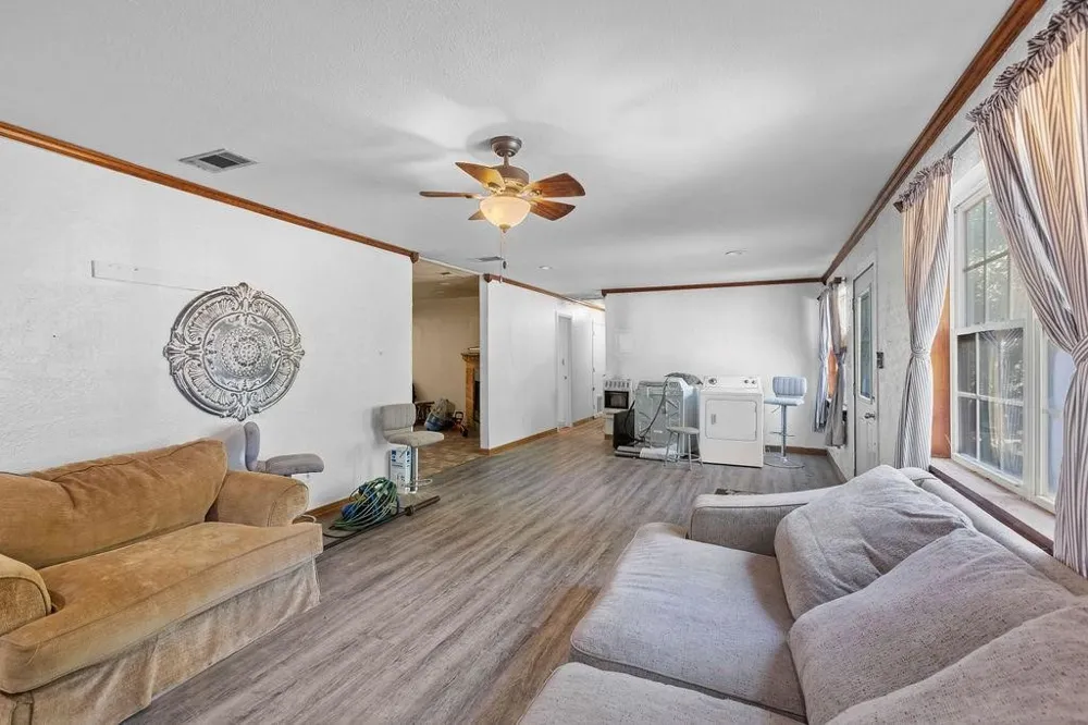 3224 County Road 2225 Ivanhoe, TX 75447