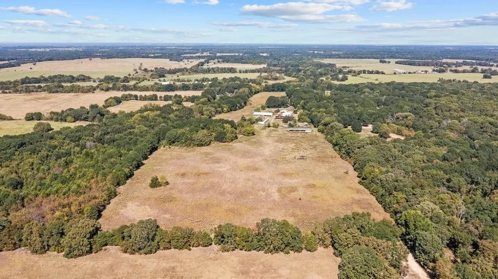 3224 County Road 2225 Ivanhoe, TX 75447