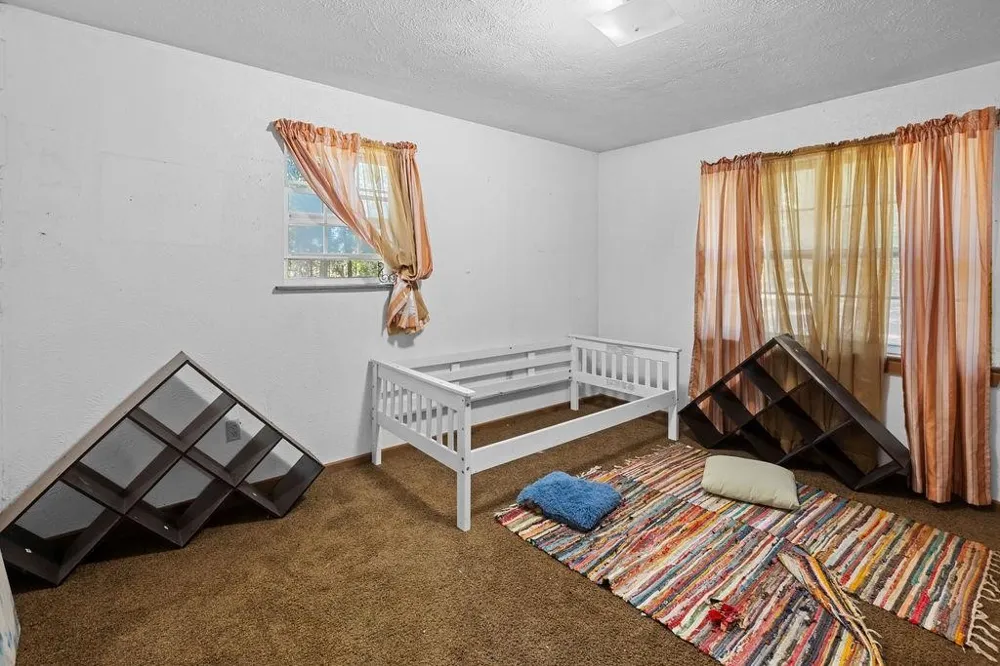 3224 County Road 2225 Ivanhoe, TX 75447