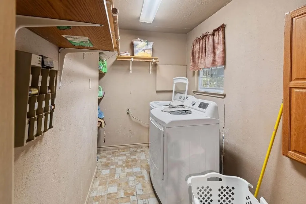 3224 County Road 2225 Ivanhoe, TX 75447