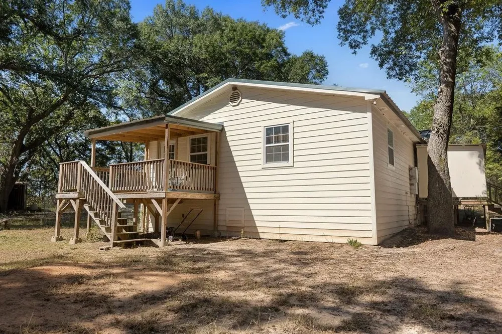 3224 County Road 2225 Ivanhoe, TX 75447