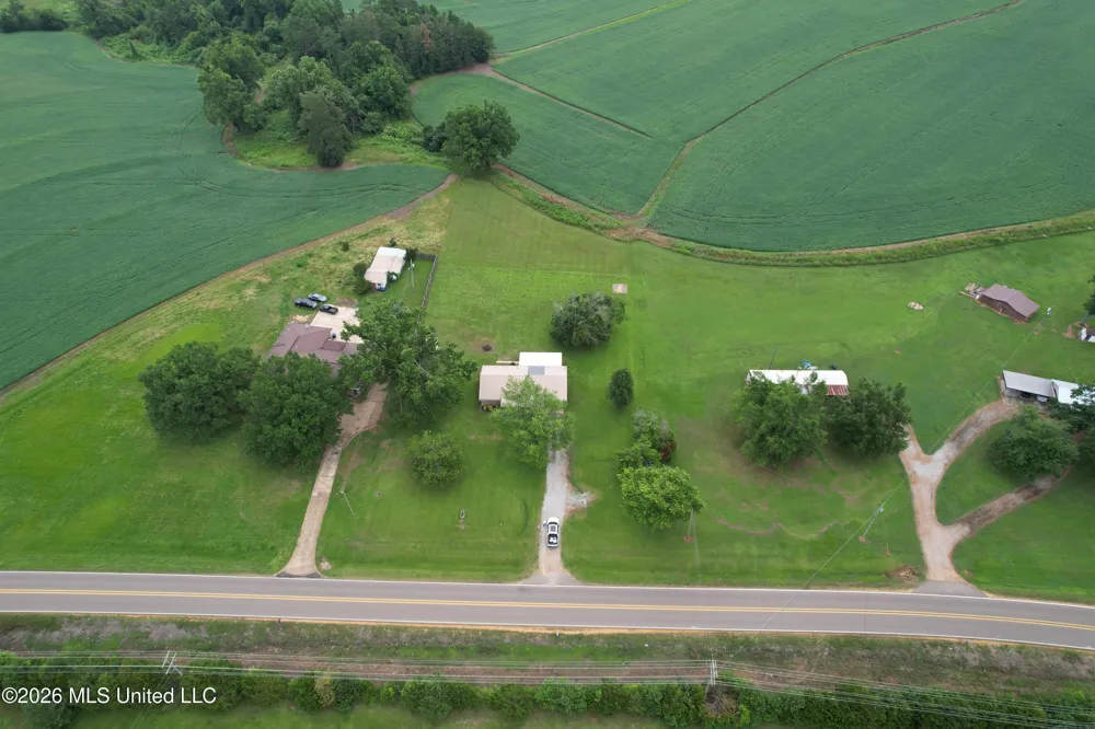 17696 Mississippi 5 Ashland, MS 38603