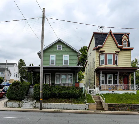 23 S CENTER AVENUE