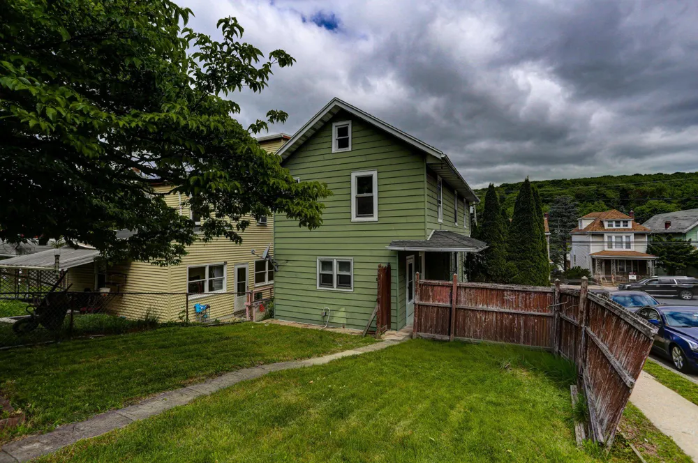 23 S CENTER AVENUE Schuylkill Haven, PA 17972