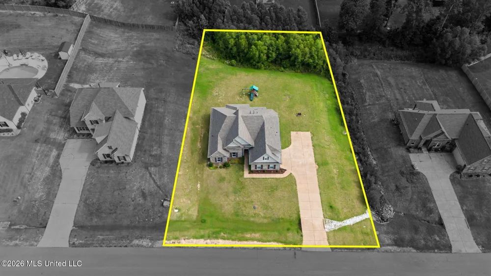 4770 Bakers Trail Nesbit, MS 38651