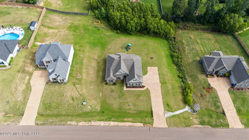 4770 Bakers Trail Nesbit, MS 38651