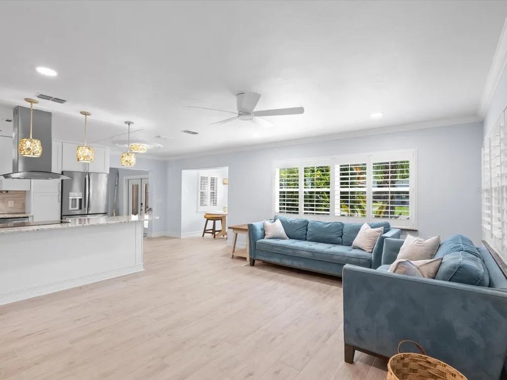 502 FLORIDA BOULEVARD Crystal Beach, FL 34681