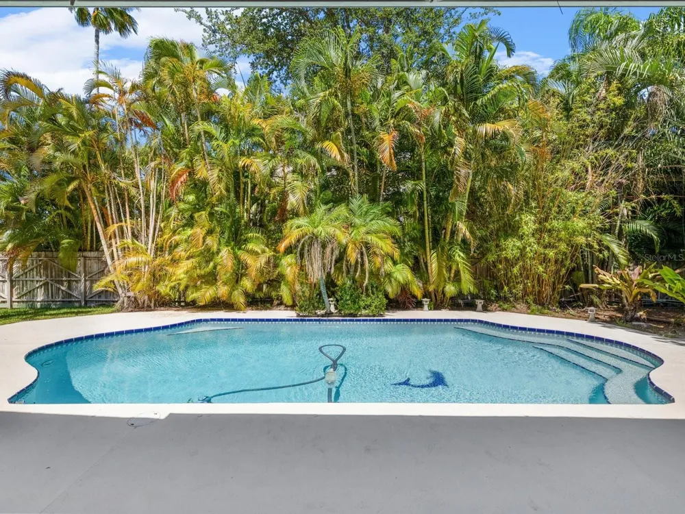 502 FLORIDA BOULEVARD Crystal Beach, FL 34681