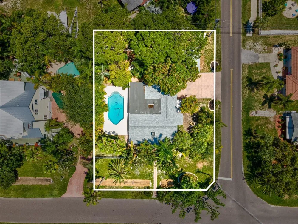 502 FLORIDA BOULEVARD Crystal Beach, FL 34681
