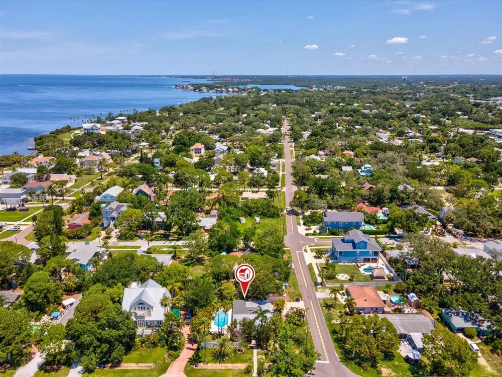 502 FLORIDA BOULEVARD Crystal Beach, FL 34681