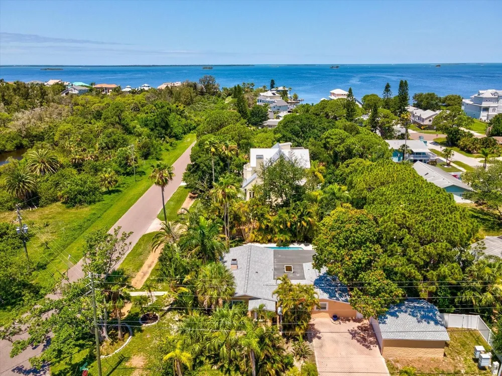 502 FLORIDA BOULEVARD Crystal Beach, FL 34681